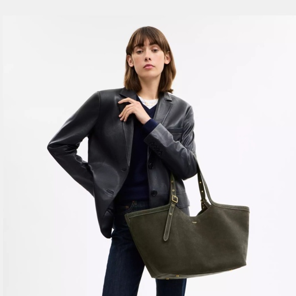 Authentic Coach Gramercy Tote Bag - Picture 2 of 4